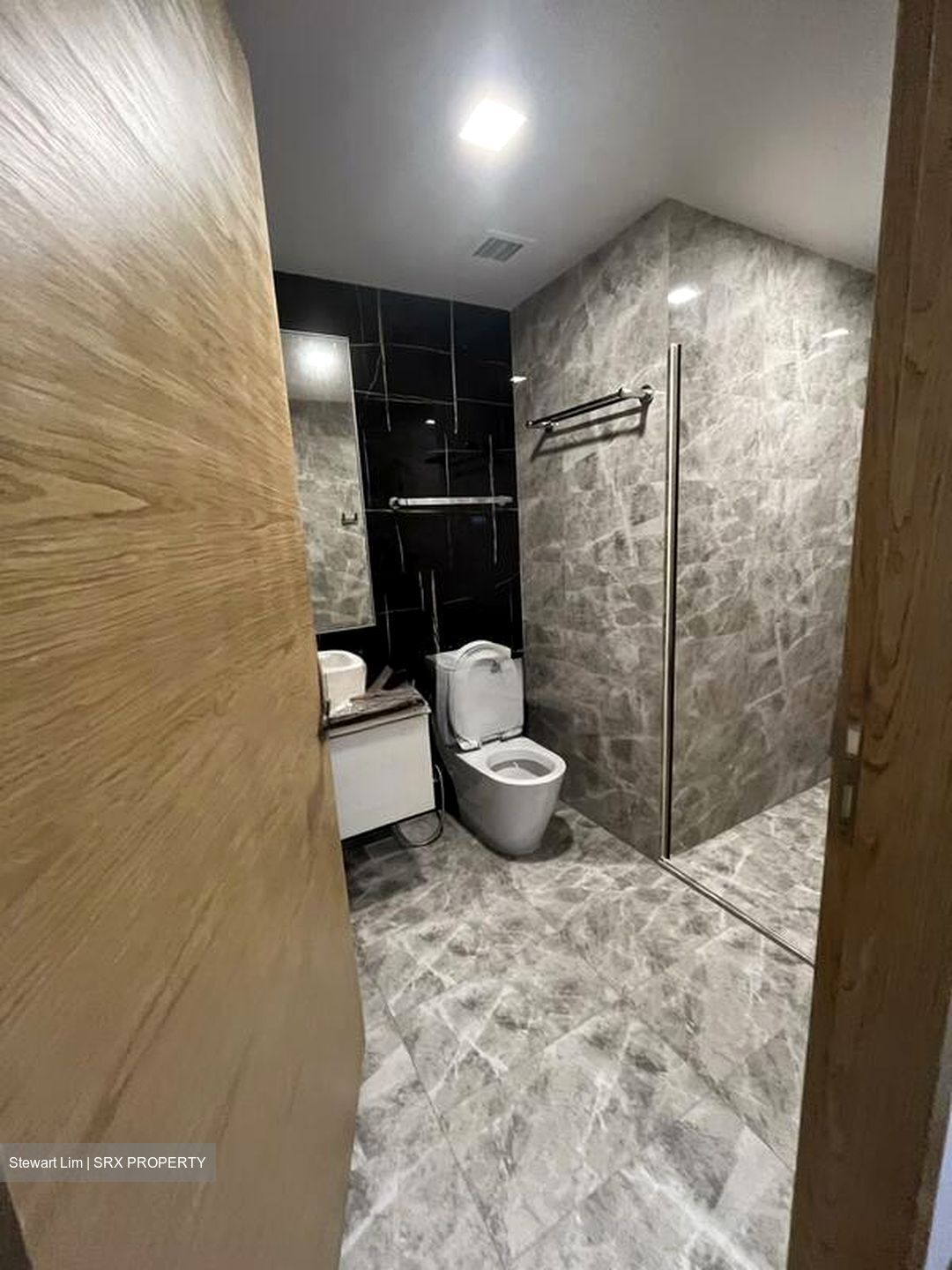 The Santorini (D18), Condominium #568364011